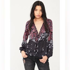 Free People Run Free Blouse Size XS. New With Tag